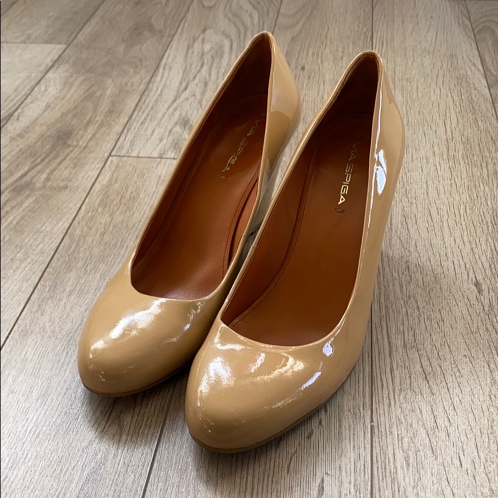 Via Spiga nude wedges